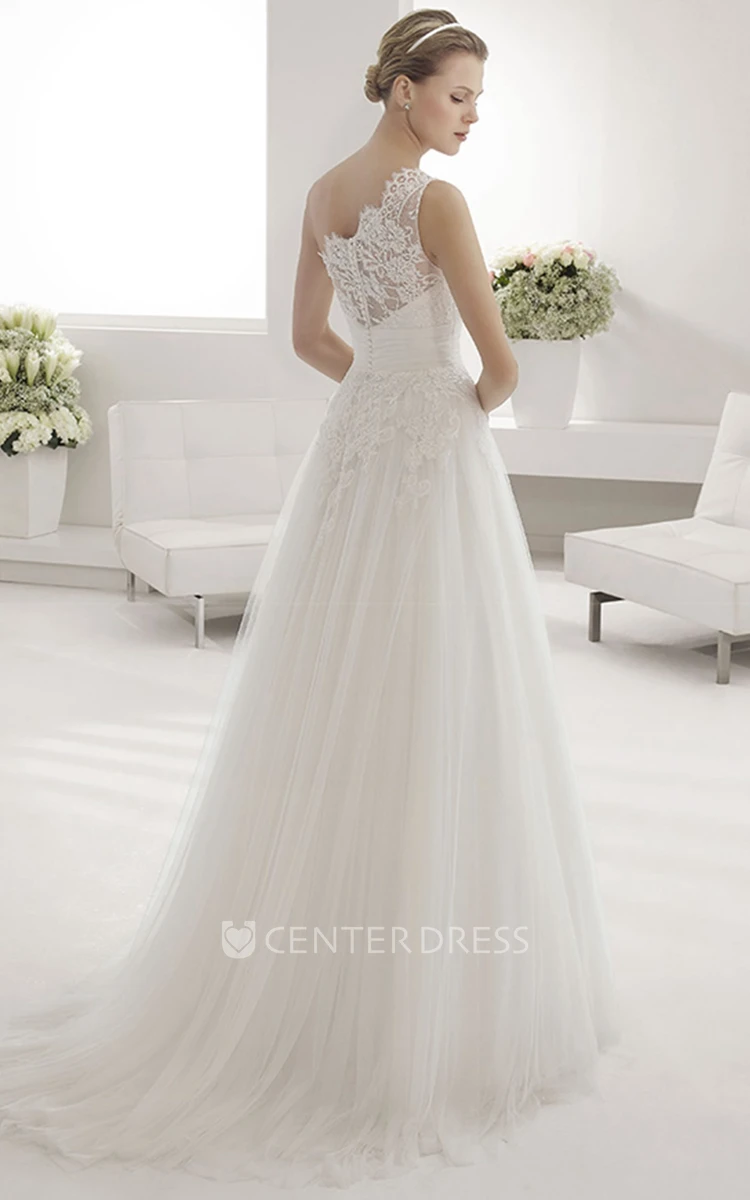 Lace Single Strap Empire Pleated Tulle Gown With Bandage