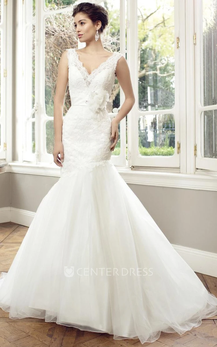 Trumpet Floral V-Neck Sleeveless Long Lace&Tulle&Satin Wedding Dress With Appliques And Low-V Back