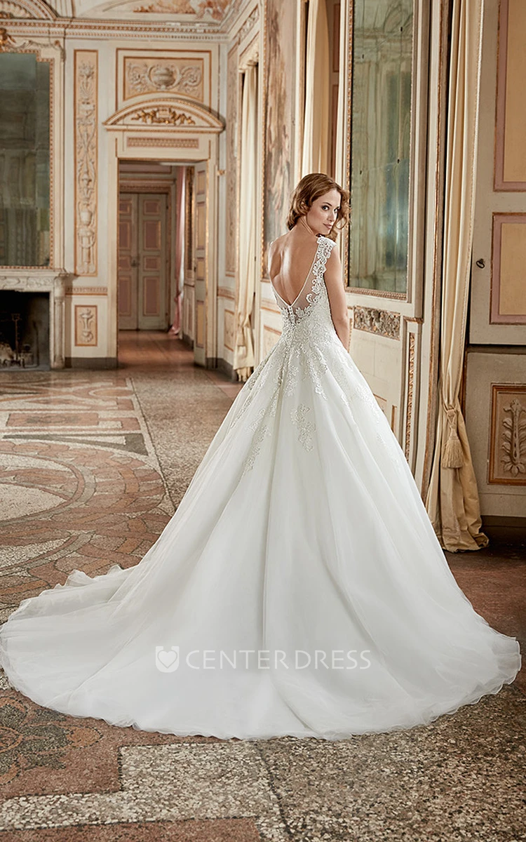 A-Line Scoop-Neck Long-Sleeveless Tulle Wedding Dress With Appliques And Deep-V Back