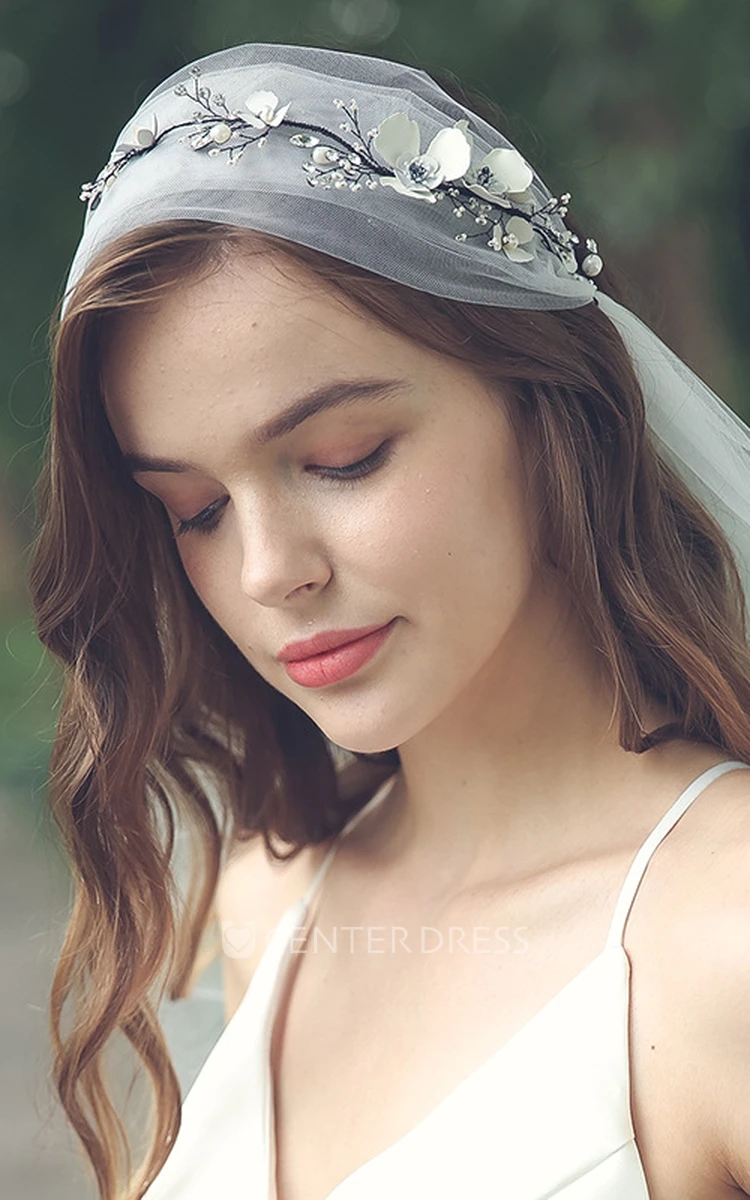 Simple Soft Tulle Bridal Veils with Beads