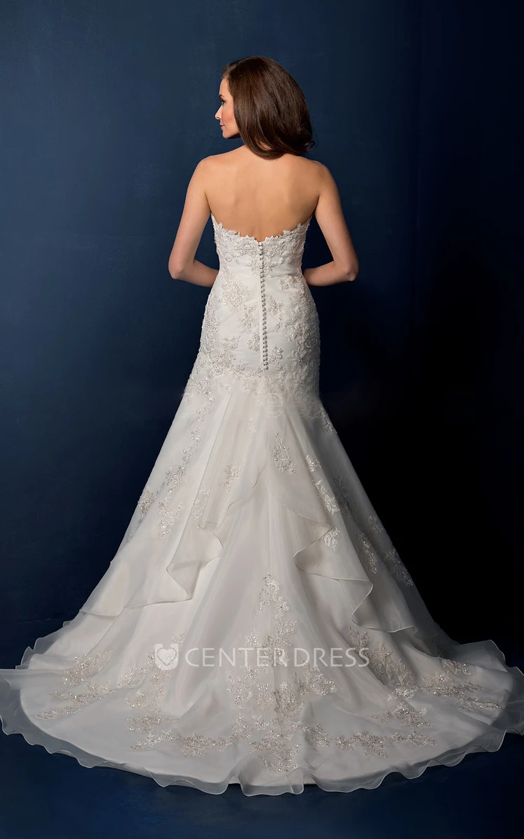 Strapless Trumpet Wedding Dress With Ruffles And Appliques