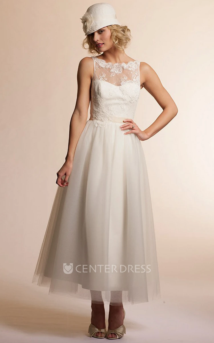 A-Line Bateau-Neck Sleeveless Tulle Wedding Dress With Deep-V Back