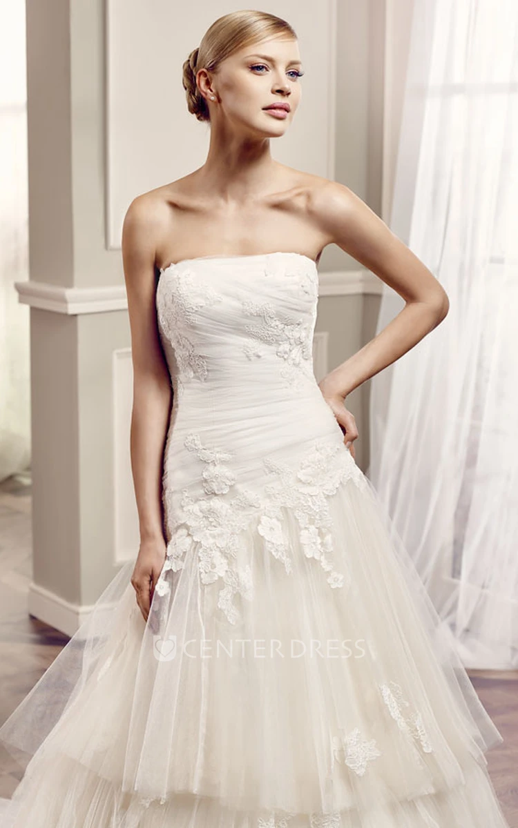 A-Line Tiered Sleeveless Long Strapless Tulle Wedding Dress With Pleats And Appliques