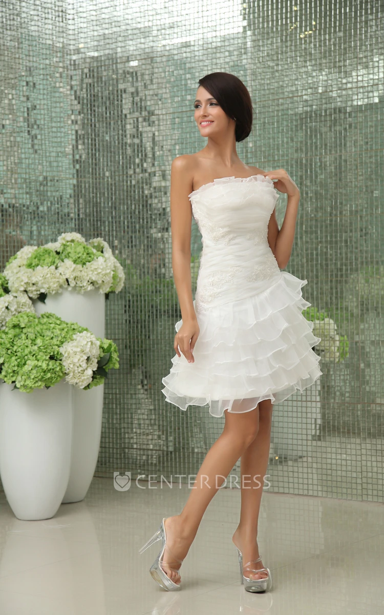 Vibrant Strapless Sleeveless  Short Wedding Gown With Apliques And Ruffles
