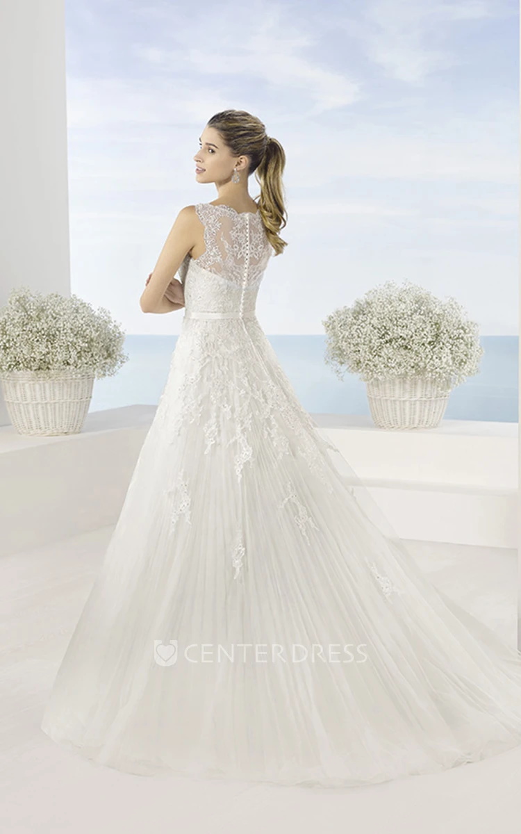 A-Line Floor-Length Bateau Sleeveless Appliqued Tulle Wedding Dress With Pleats And Illusion Back