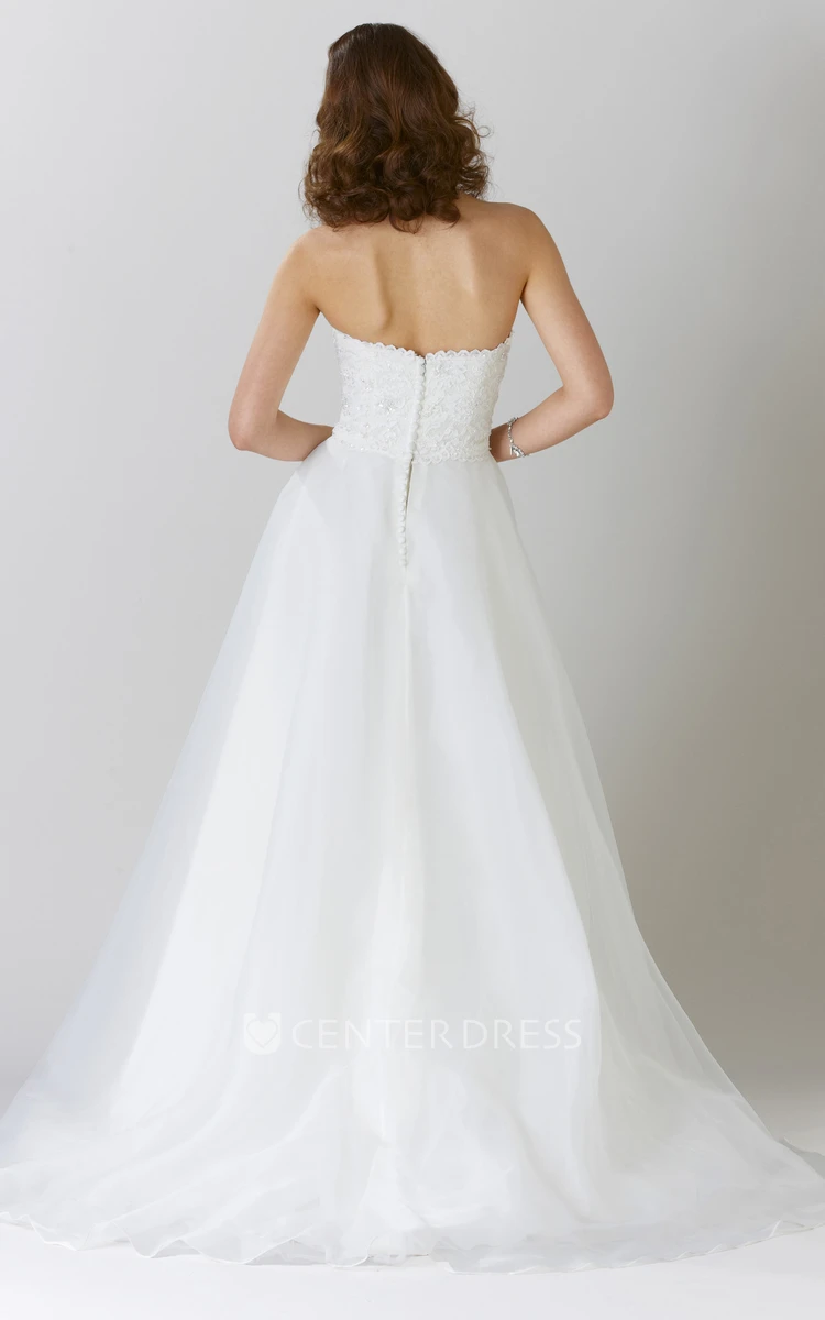 A-Line Sweetheart Tulle Wedding Dress With Beading And Sweep Train