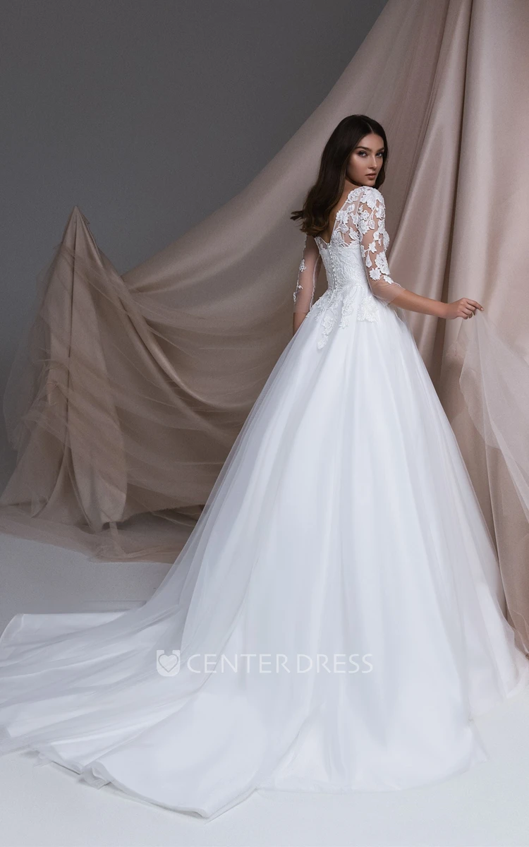 Elegant Ball Gown Princess Lace Wedding Dress with Pockets