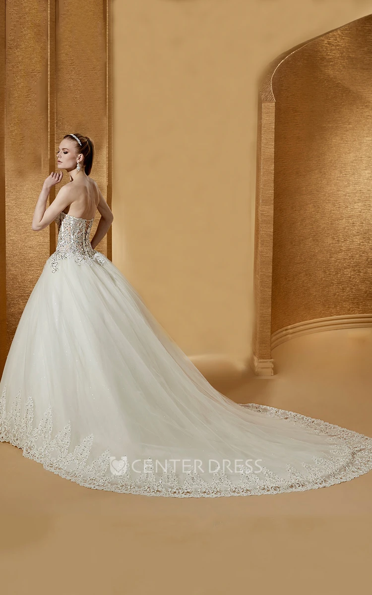 Elegant Sweetheart Ball Gown With Beaded Corset And Embroideries
