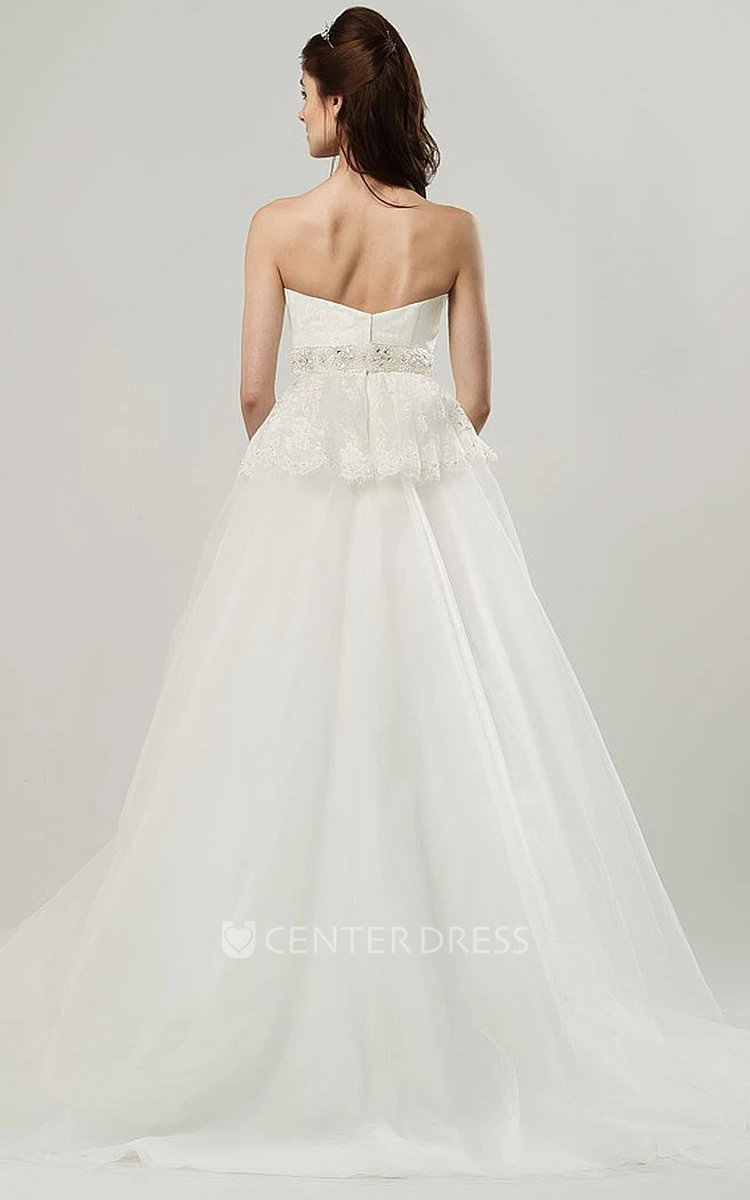 Ball Gown Jeweled Cap-Sleeve Scoop-Neck Tulle Wedding Dress With Lace And Peplum