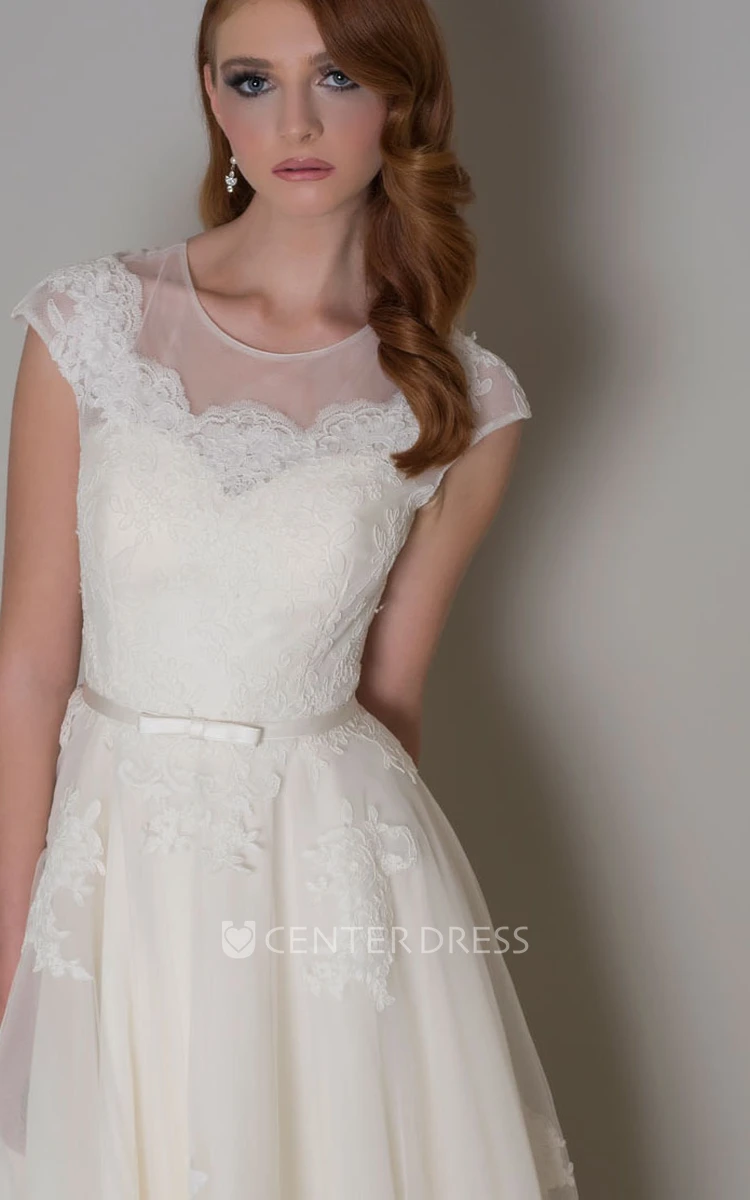 Long Scoop-Neck Appliqued Cap-Sleeve Tulle Wedding Dress