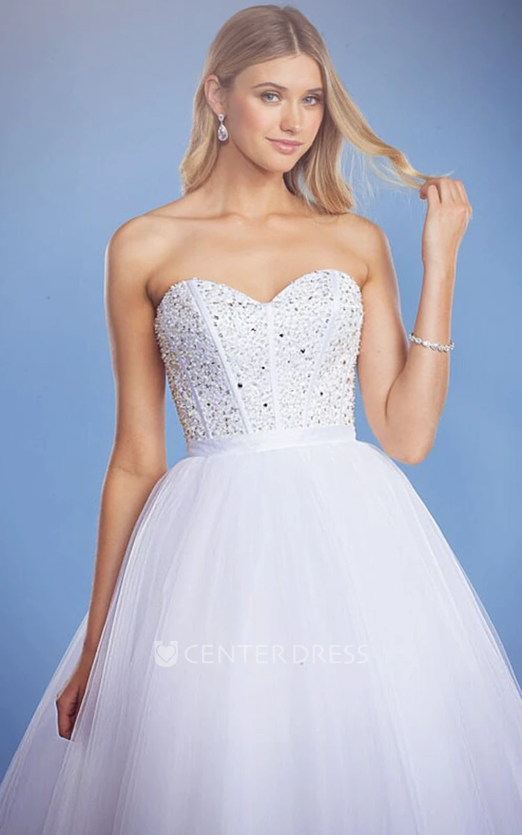 Ball Gown Crystal Sleeveless Floor-Length Sweetheart Tulle Wedding Dress