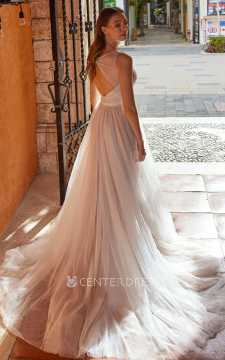 Bohemian Country Tulle A-Line Wedding Dress With Plunging Neckline And Keyhole