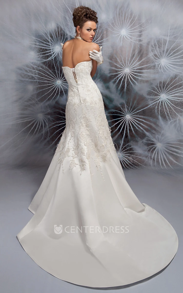 A-Line Sweetheart Sleeveless Long Appliqued Satin Wedding Dress With Corset Back And Watteau Train