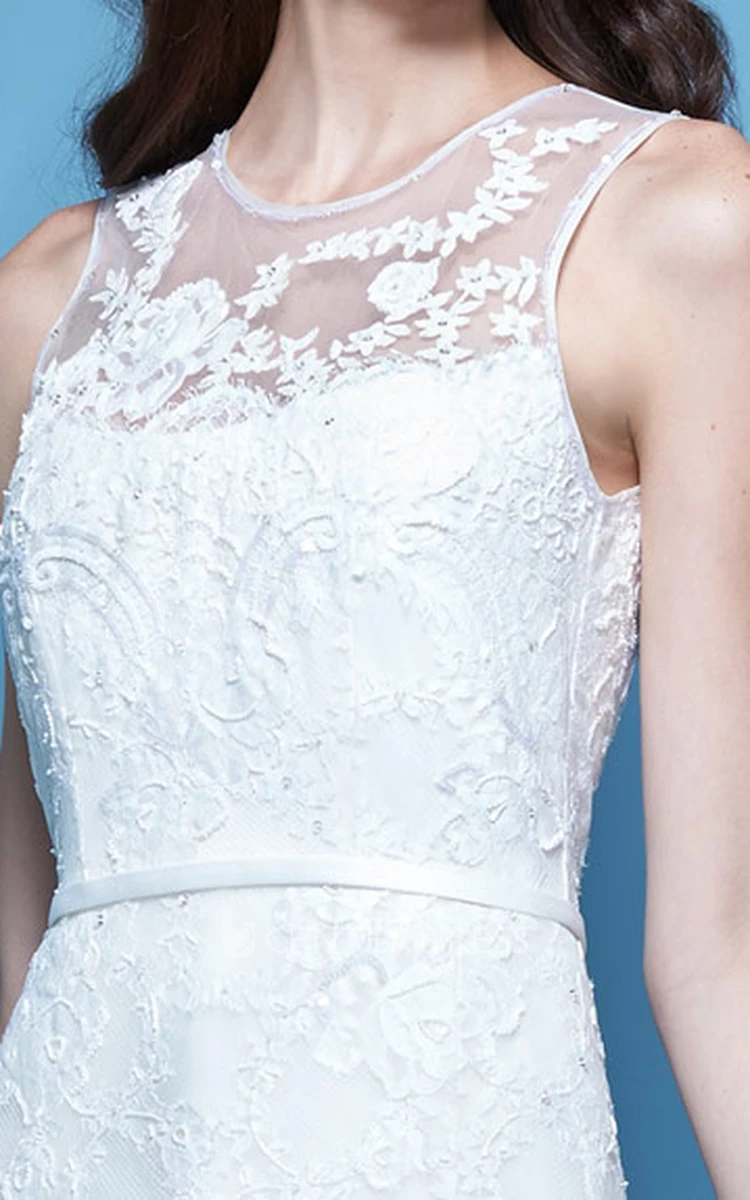 A-Line Sleeveless Floor-Length Scoop-Neck Appliqued Tulle Wedding Dress