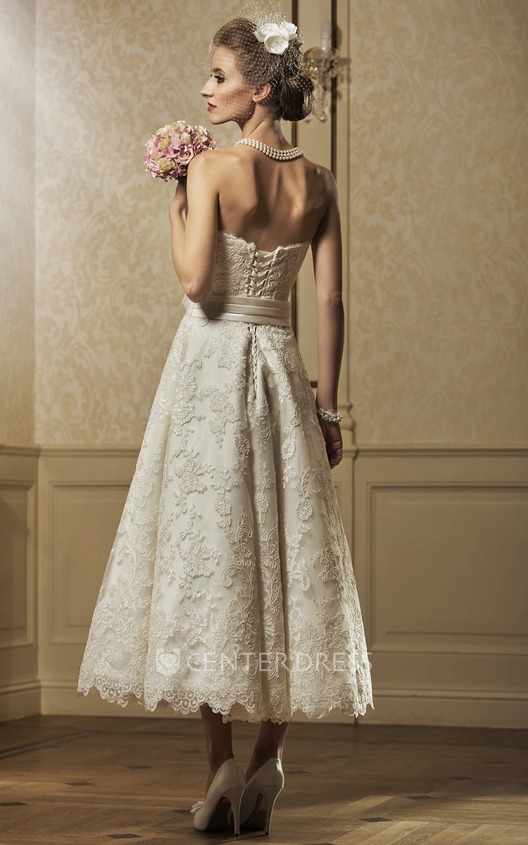 A-Line Tea-Length Appliqued Strapless Sleeveless Lace Wedding Dress With Flower