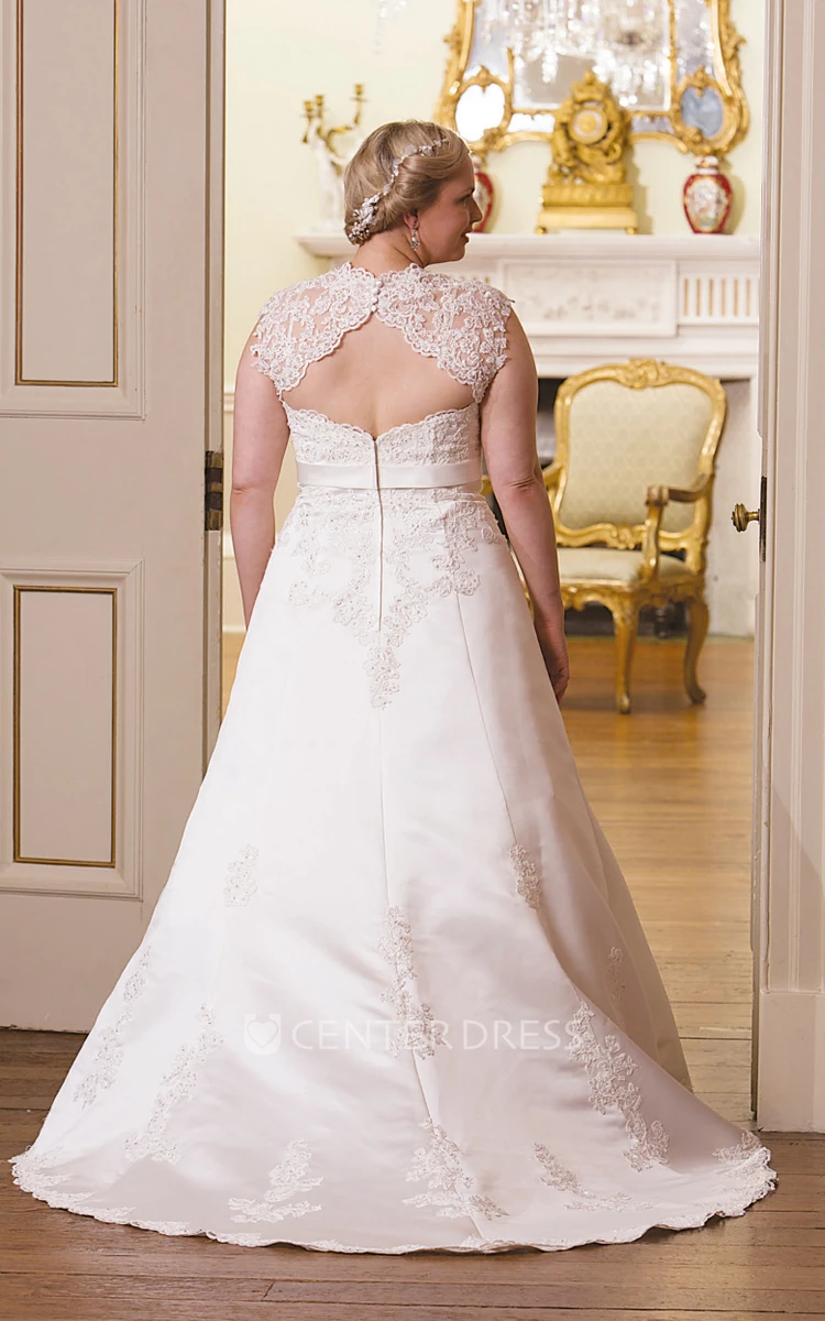 A-Line Cap-Sleeve Floor-Length Sweetheart Lace Plus Size Wedding Dress With Appliques And Keyhole