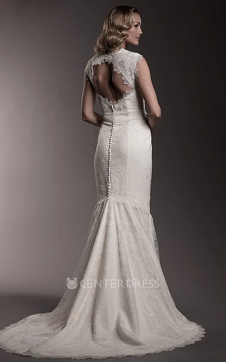 Trumpet Appliqued Queen-Anne Long Lace Wedding Dress With Bow
