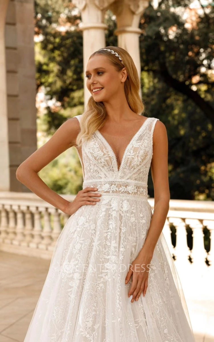 Charming Deep V-Neck And Deep V-Back Lace Tulle Wedding Dress with Embroidery