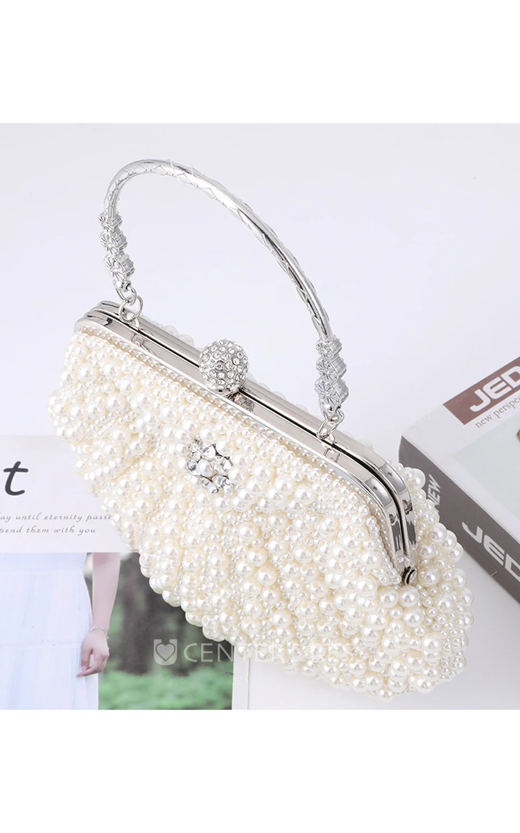 Shell Shaped Pearl Clutch