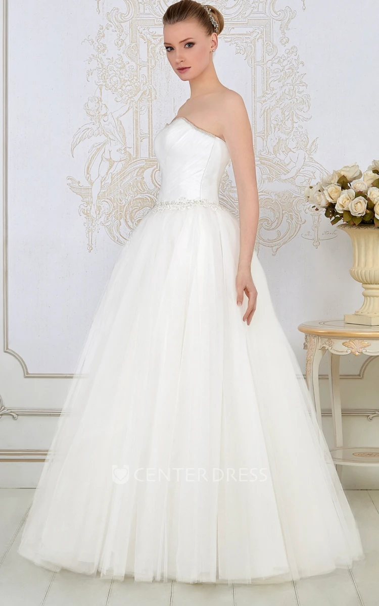 Ball Gown Ruched Floor-Length Sleeveless Sweetheart Tulle Wedding Dress With Waist Jewellery