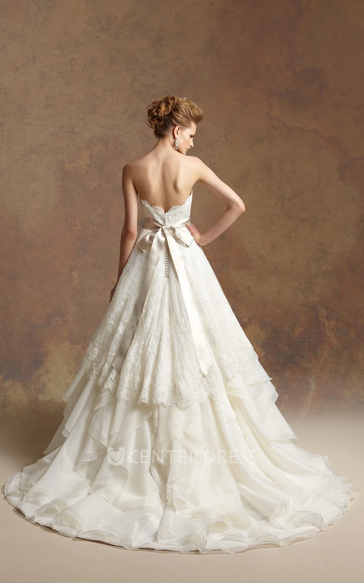 Sweetheart A-Line Ruffled Wedding Dress With Appliques And Bow