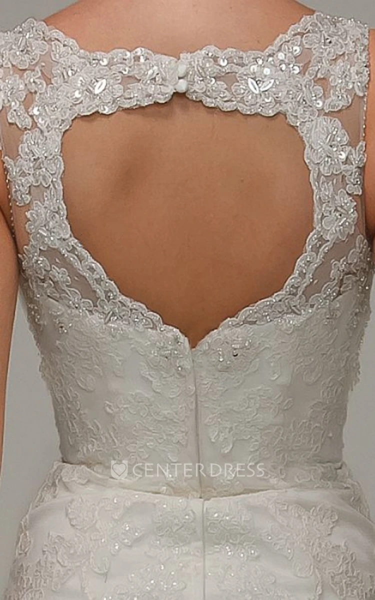 A-Line Long Sleeveless Appliqued V-Neck Lace&Tulle Wedding Dress With Beading