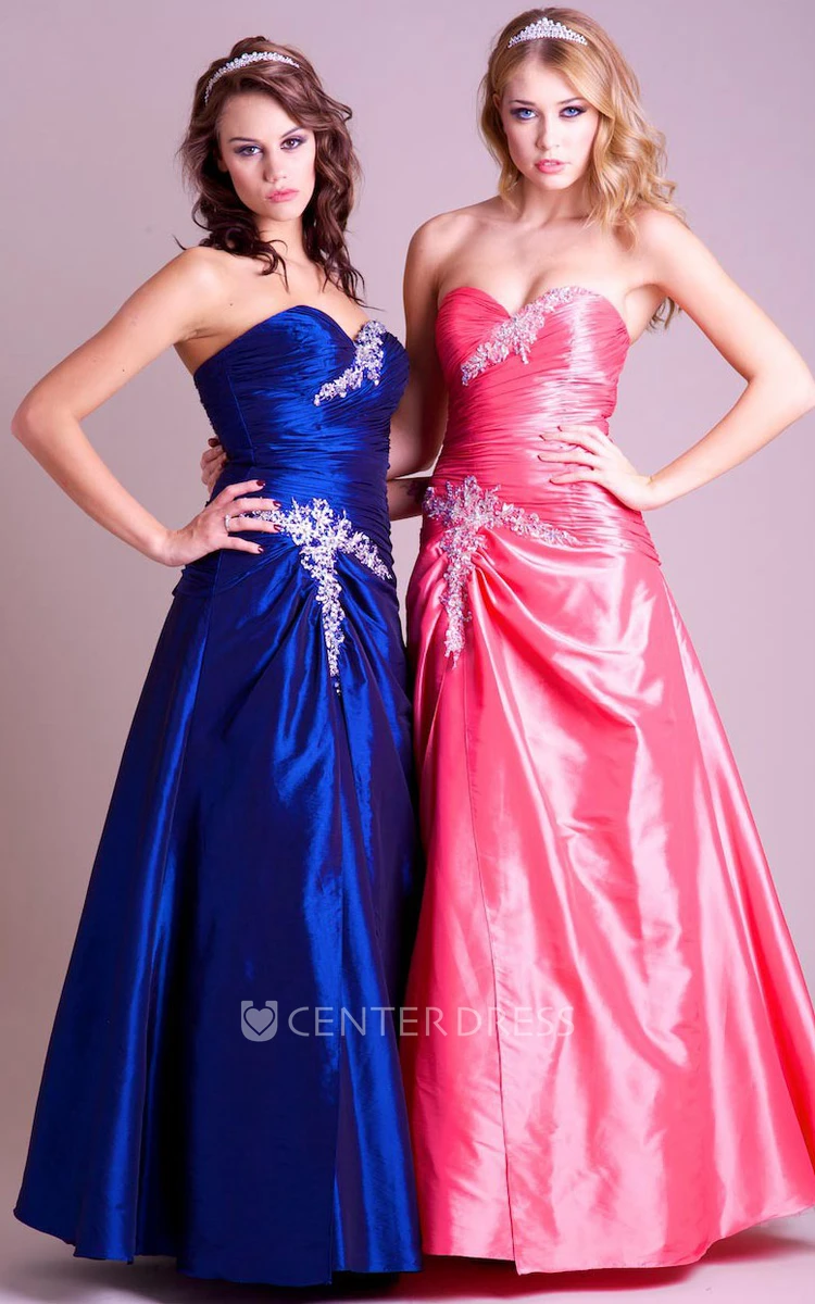 A-Line Floor-Length Ruched Sleeveless Sweetheart Satin Prom Dress With Beading And Draping