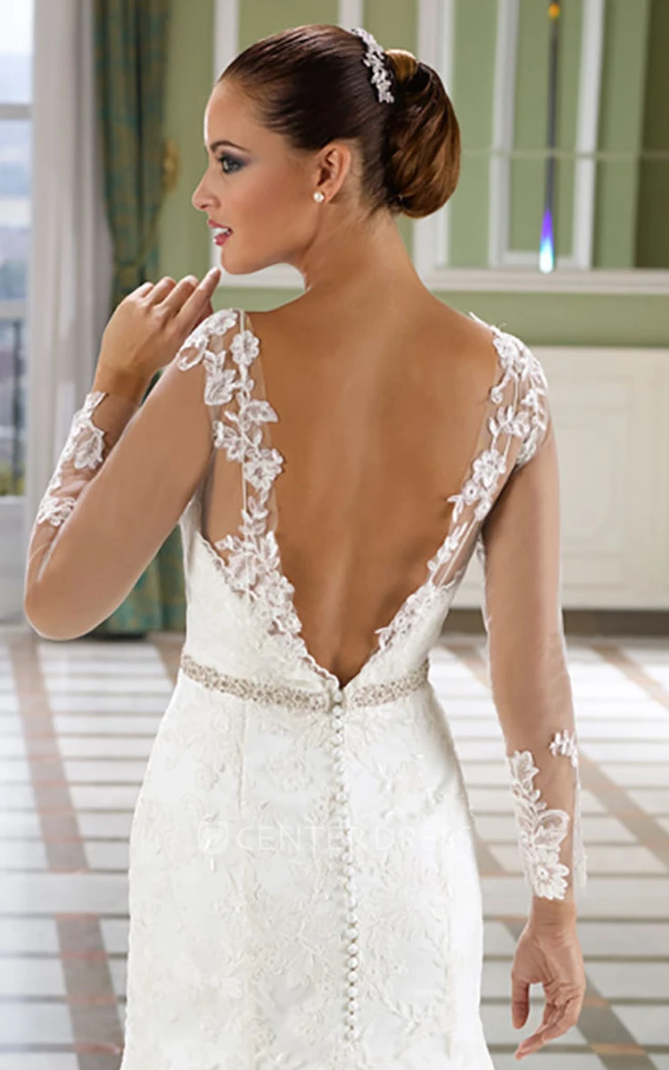 Trumpet Floor-Length Sleeveless Lace Wedding Dress With Court Train And Deep-V Back