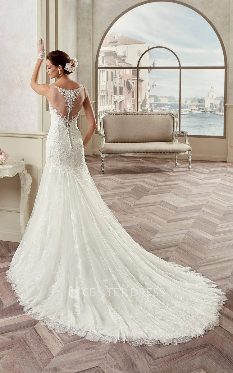 Jewel-Neck Mermaid Lace Gown With Cap Sleeves And Illusive Design