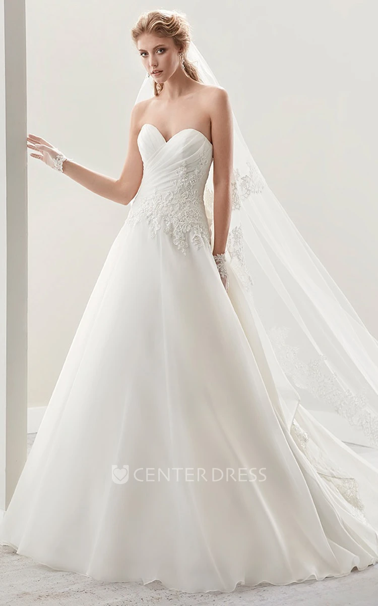 Sweetheart Pleated A-Line Wedding Dress With Side Appliques And Back Ruffles