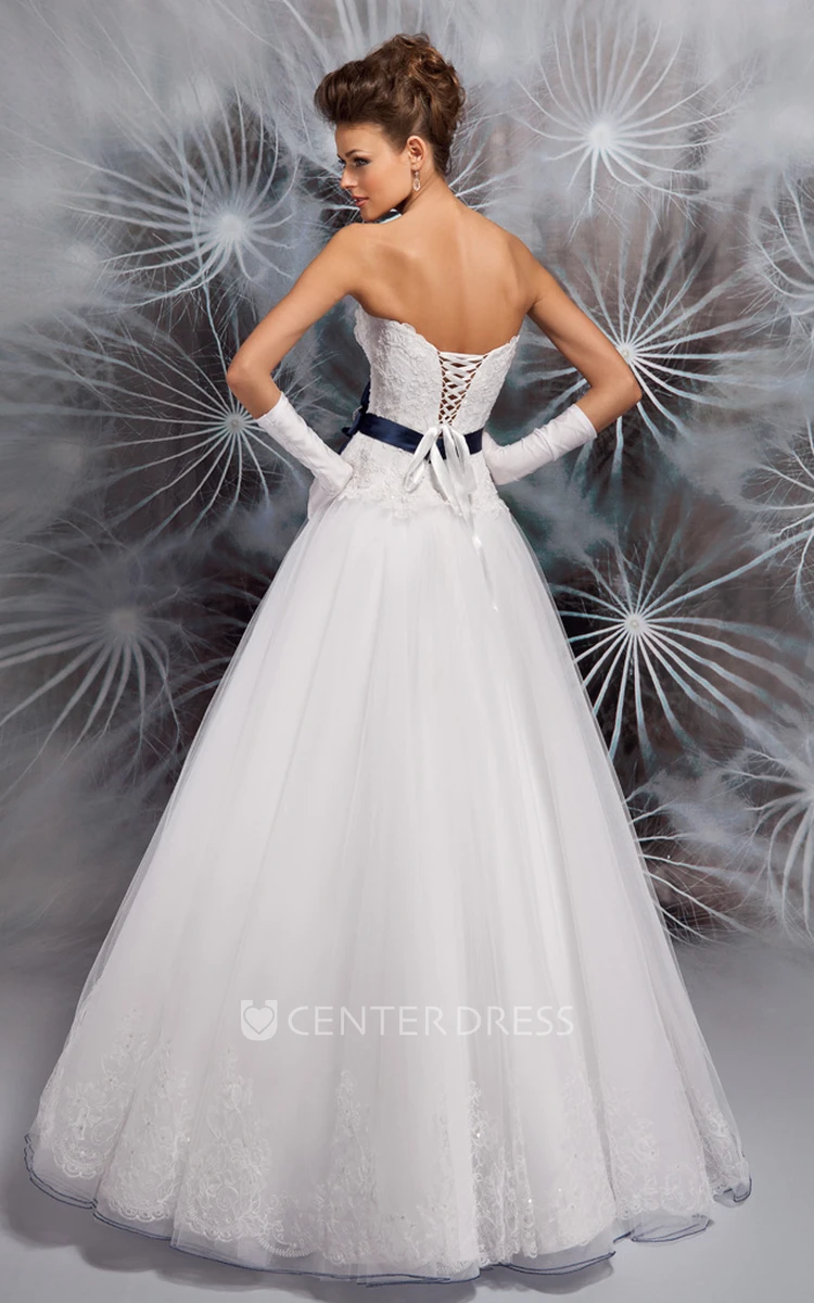 Ball-Gown Long Appliqued Sweetheart Sleeveless Tulle Wedding Dress With Corset Back And Bow